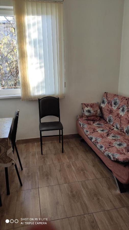 Apartments Azatutyan Avenue 9, Кв 19 Yerevan Bagian luar foto