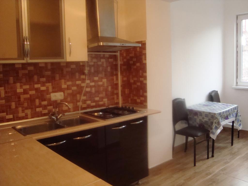 Apartments Azatutyan Avenue 9, Кв 19 Yerevan Bagian luar foto